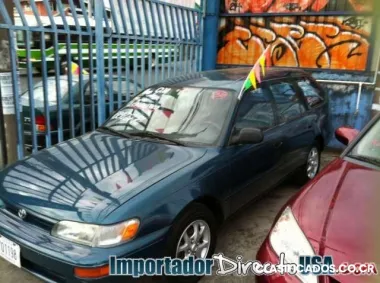 1995 toyota corolla station $5000 con placas !!!!