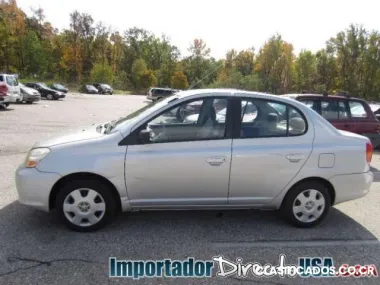 2003 toyota echo $4500 llame ya !!...