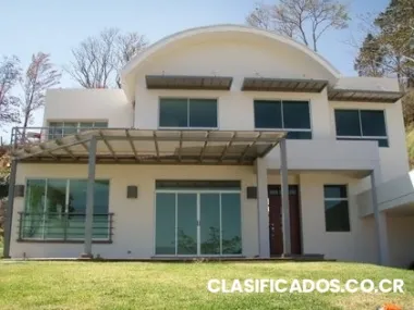 511 - casa con espectacular vista a las montañas