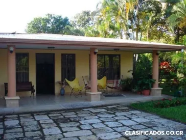 A la venta quinta con casa 200 m2 y 1.1 ha de terreno en esparza