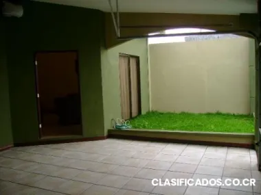 Adquiera hermosa casa en tres rios con facilidades