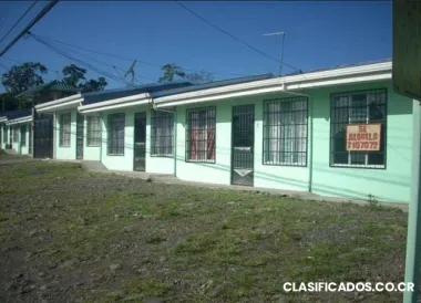 Alquilamos apartamentos de dos habitaciones, con cochera, patio, sala, comedor, cocina,...