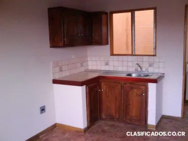 Alquilo apartamento en san pablo de heredia.