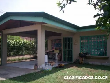 Alquilo casa en bº socorro, san miguel de santo domingo