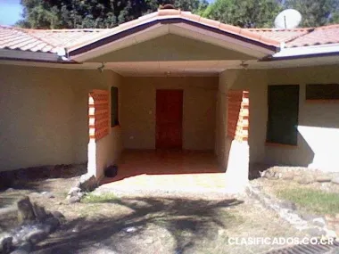 Alquilo casa en san mateo de alajuela
