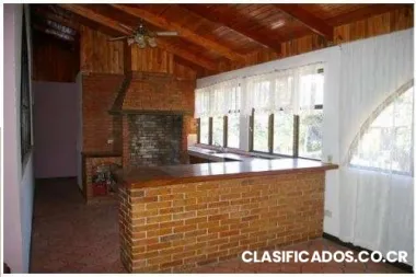 Alquilo casa rustica, buen precio, paz y tranquilidad