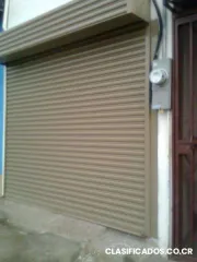 Alquilo local comercial en grecia centro