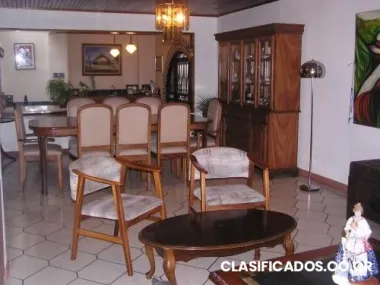 Amplisima casa para residencia u oficina!!