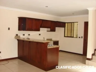 Apartamento santa ana 2plantas