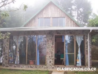 Bellísima cabaña campestre en zarcero