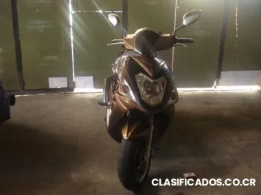 Cambiar moto por cuadracicloen buen estado por moto