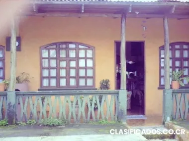 Casa 40millones en ciudad colon venta