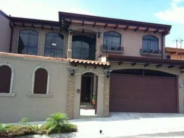 Casa 93 heredia x ulatina