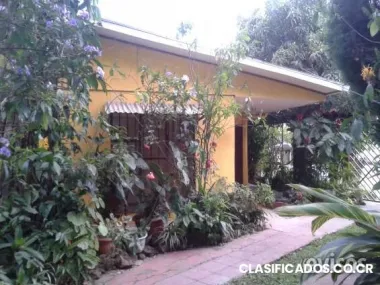 Casa de alquiler de concreto