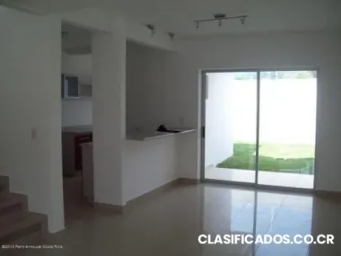Casa en alquiler en tres ríos