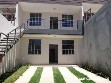 Casa en condominio excelentes acabados privado