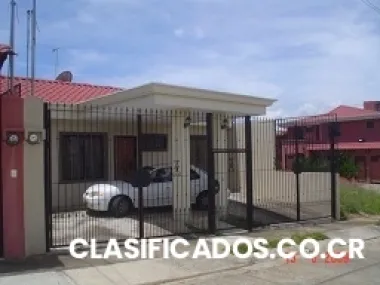 Casa en residencial privado