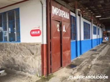 Casa grande para oficinas o bodegas