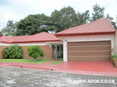 Casa lujosa por tan solo $1.200 alquiler en cariari