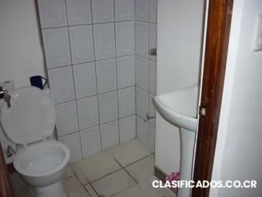 Casa por el mall paseo de las flores en venta