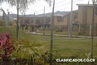 Condominio hacienda imperial