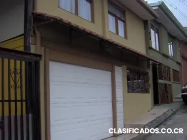 Dueño vende casa