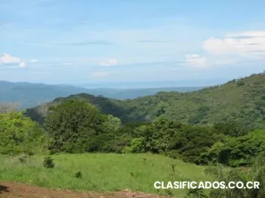 En el mejor clima para vivir, atenas, quinta de 5000m2 con vista al mar y rio.