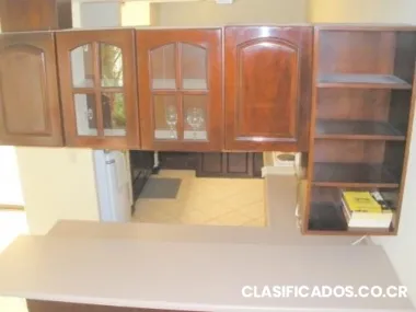 Ganga casa de 2 plantas independiente en escazu $1.100