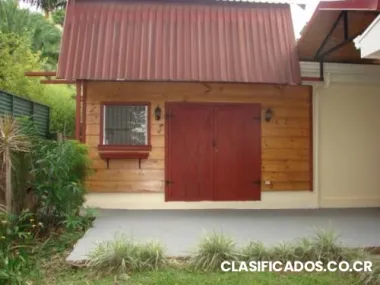 Hermosa casa en escazu cerca de monasterio alquiler $850