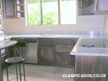 Hermoso condominio en escazú