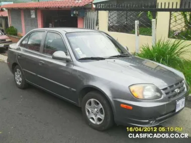 Hyundai accent automatico 2004 1600cc economico