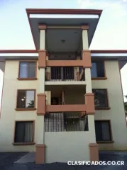 Linda casa en liberia con finos acabados