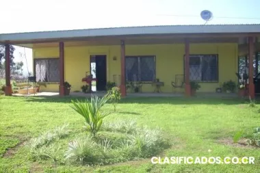 Linda finca con lecheria en produccion de 36 manzanas (25,24 hs) a puerta cerrada.