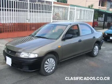 Lindo mazda 323