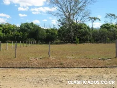 Lote en paraiso de esparza