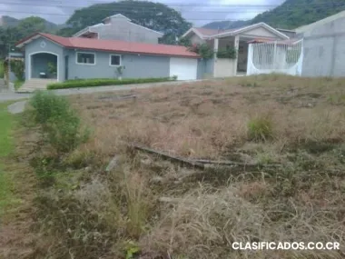 Lote en santa ana excelente ubicacion esquinero