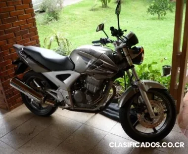 Motocicleta honda twister cbx 250