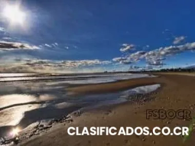 Propiedad frente a playa en puntarenas.