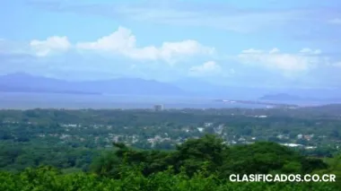 Quinta con vista al mar y a las montañas