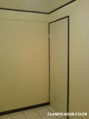 Se alquila apartamento pequeño en curridabat.( para una persona)