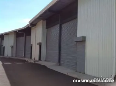 Se alquila bodega en la uruca 15-158gm