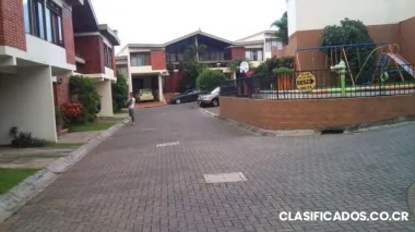 Se alquila casa en moravia, san jose