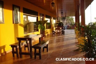 Se alquila casa para eventos