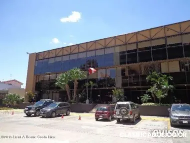 Se alquila oficina en la sabana 15-121maf