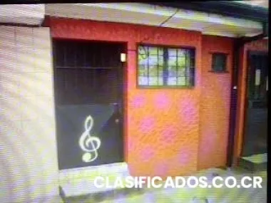 se vende 3 apartamentos 1 local 100% comercial x la una heredia centro costa rica