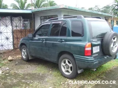 Se vende carro