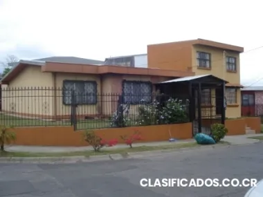 Se vende casa en desamparados¡¡ muy centrica