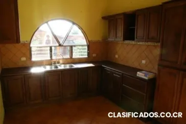 Se vende casa en grecia