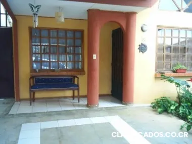 Se vende casa en residencial july - san pablo heredia