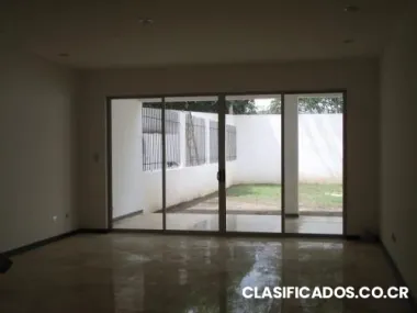 Se vende casa nueva en pinares de curridabat